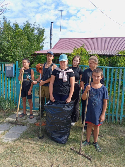 Помощь от Тимуровского отряда.